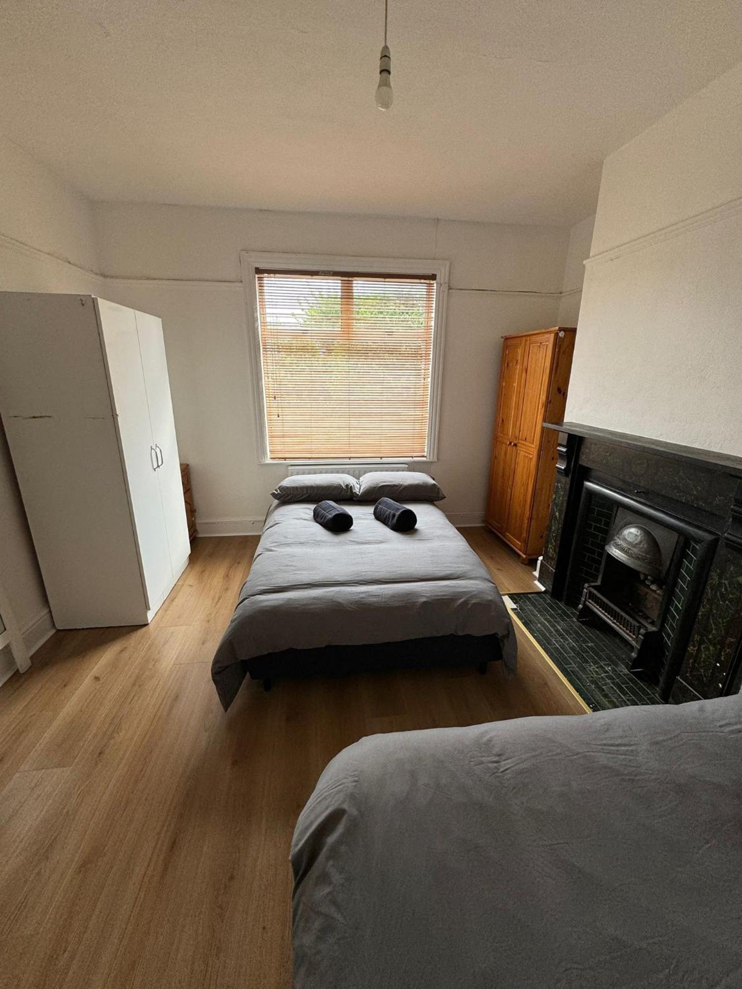 Very Nice Triple Room At 2 Iveragh Rd-5 Дублін Екстер'єр фото